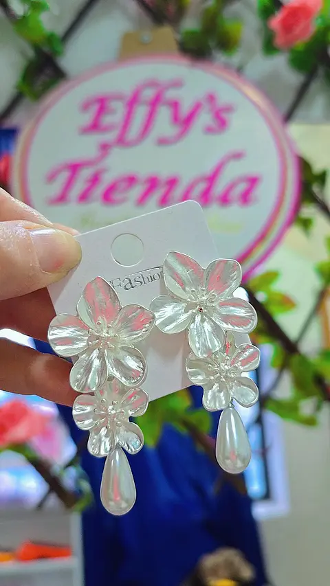Aros Duo Floral Matte Perla Colgante Plateado
