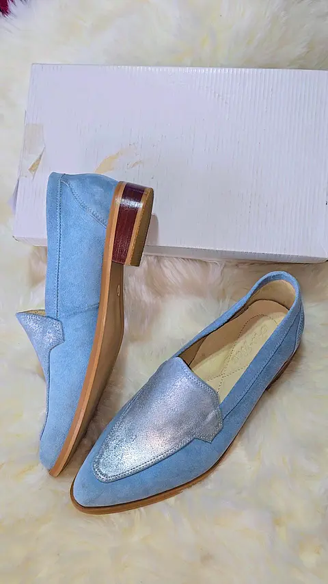 Zapato Cuero Nacional Celeste 36