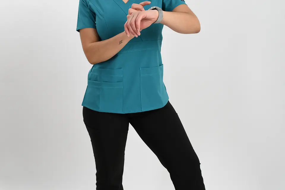 Blusa Clínica Turquesa – Modelo Venus 6
