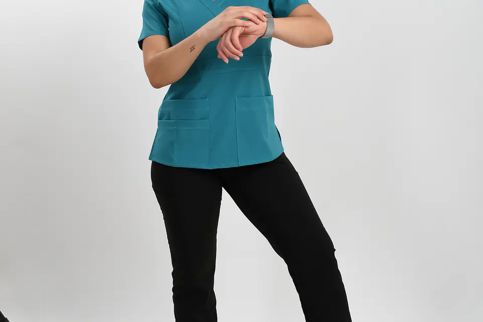 Blusa Clínica Turquesa – Modelo Venus 7