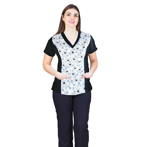 Blusa Negra Estampada Flores Celestes - nuevo