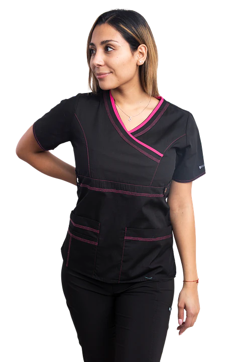 Blusa Cargo Negro Aplicacion Fucsia