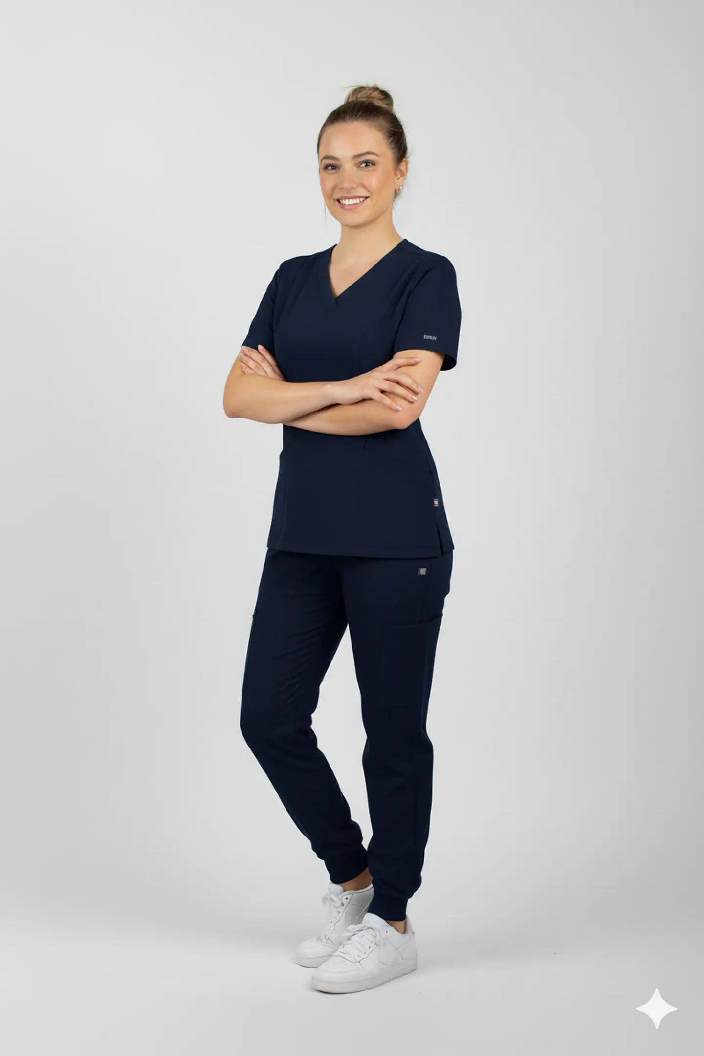 Conjunto Clinico Azul Marino Blusa Hana + Pantalon Jogger  5