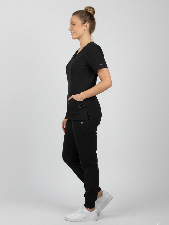 Conjunto Clinico Negro Blusa Hana + Pantalon Jogger  1