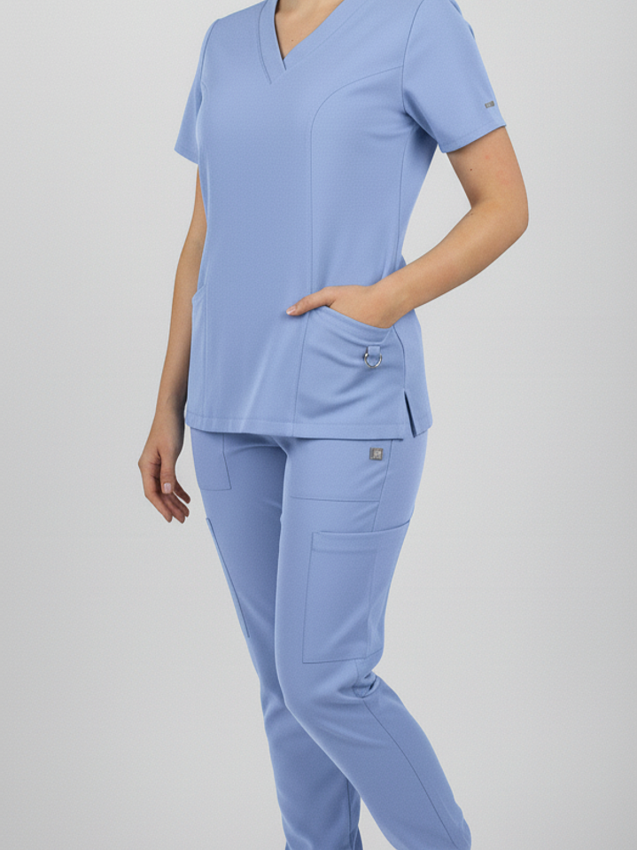 Conjunto Clinico Celeste Blusa Hana + Pantalon Jogger  3