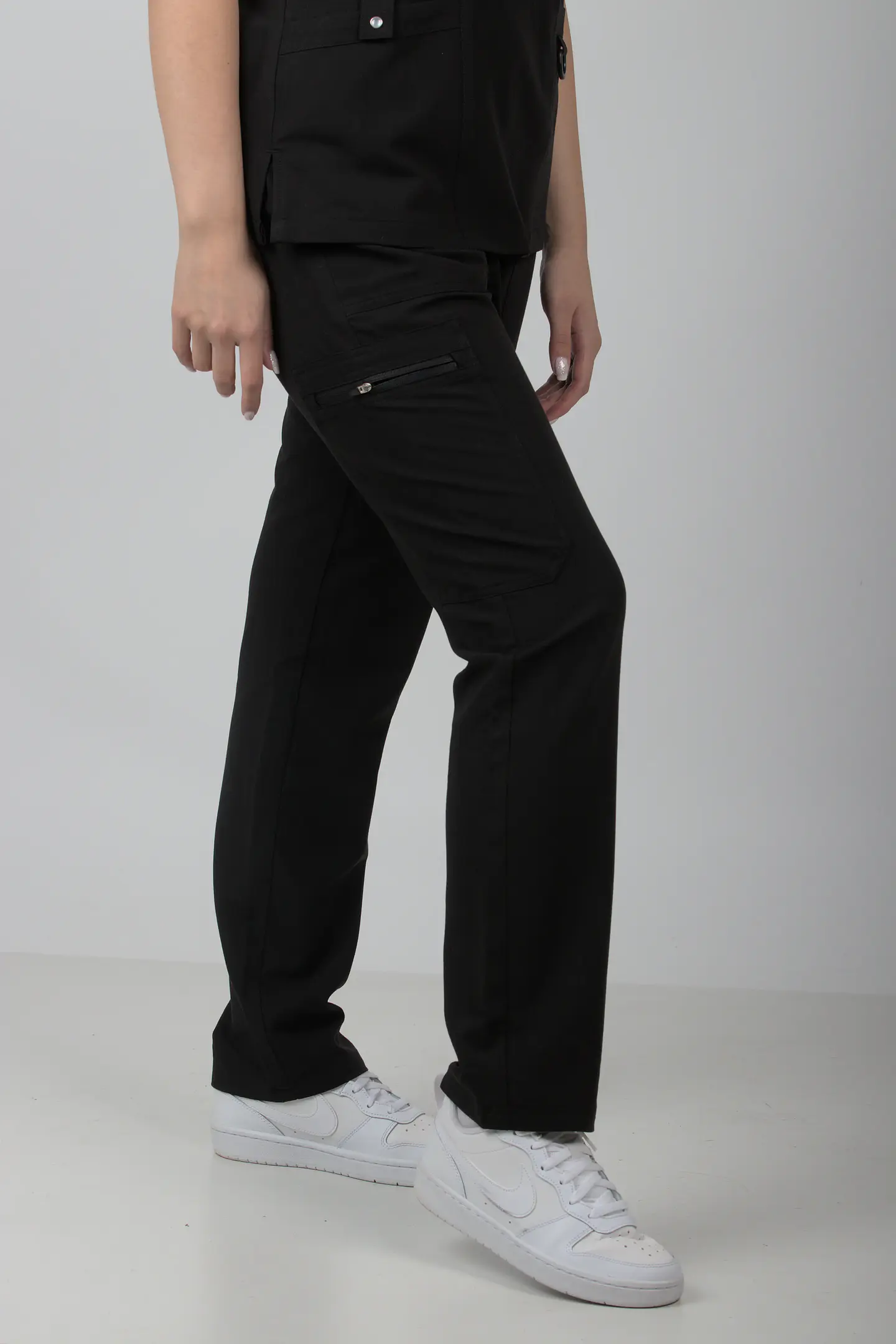 Conjunto Clinico Hana Negro  (Blusa + Pantalon Recto) 8