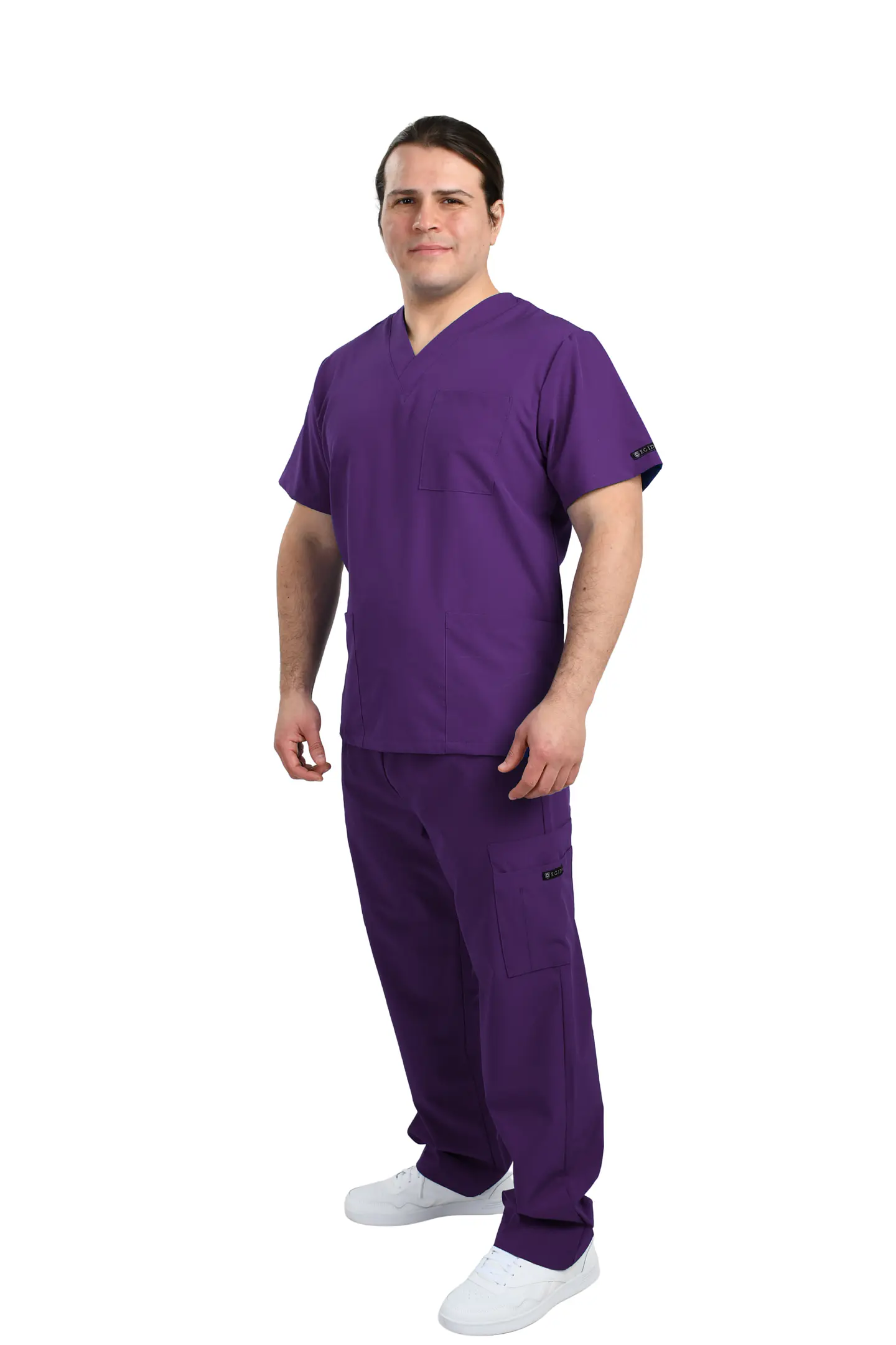 Conjunto Clínico Hombre Morado – Polera Médica y Pantalón Cargo 1