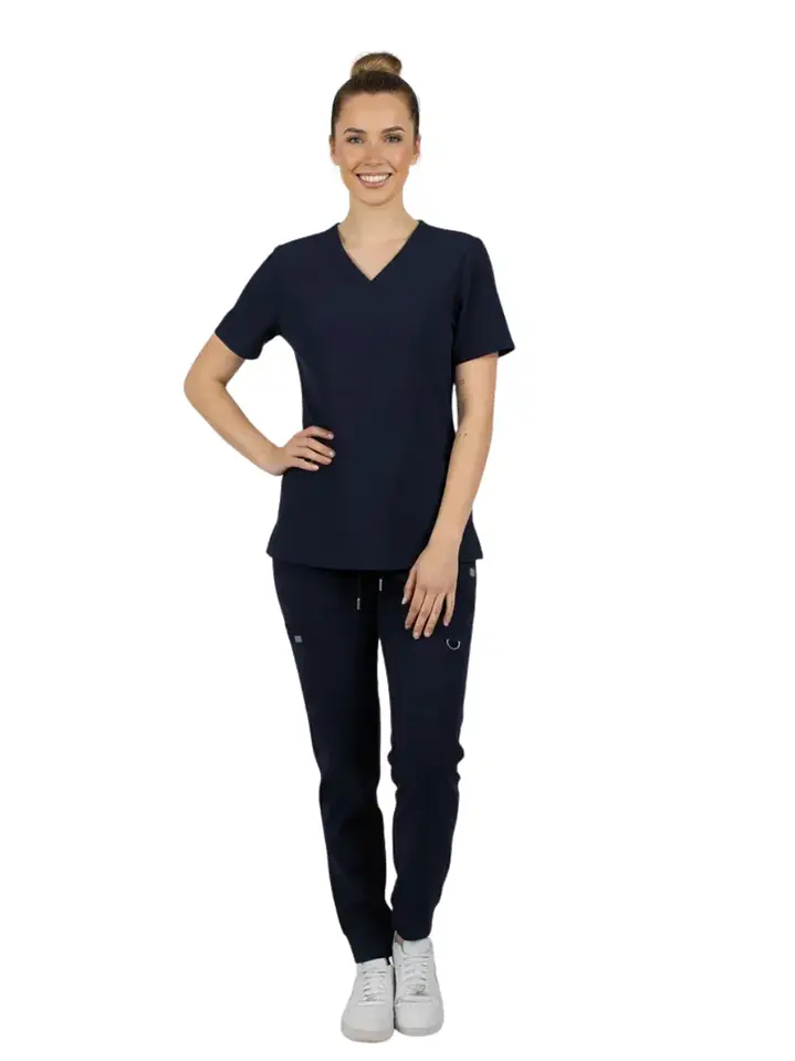 Uniforme Clínico Enfermería - Modelos para Estudiantes e Instituciones 1