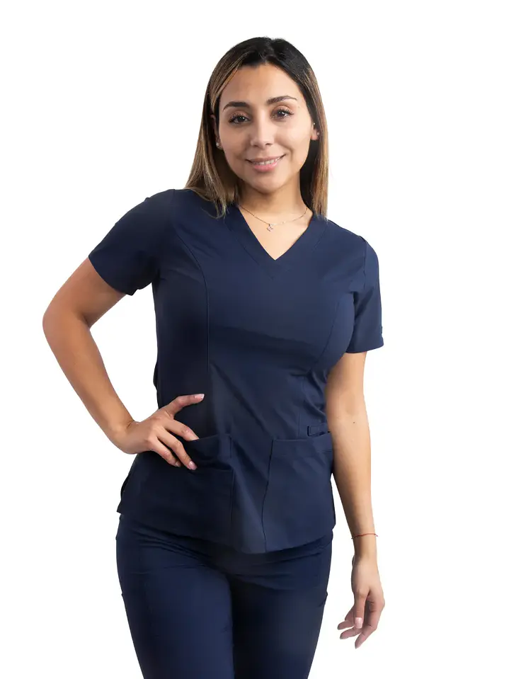 Uniforme Clínico Enfermería - Modelos para Estudiantes e Instituciones 10