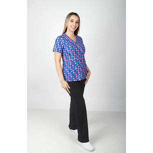 ​Conjunto Clínico Mujer - Blusa Estampada Corazones Azul Rey & Pantalón Cargo Negro