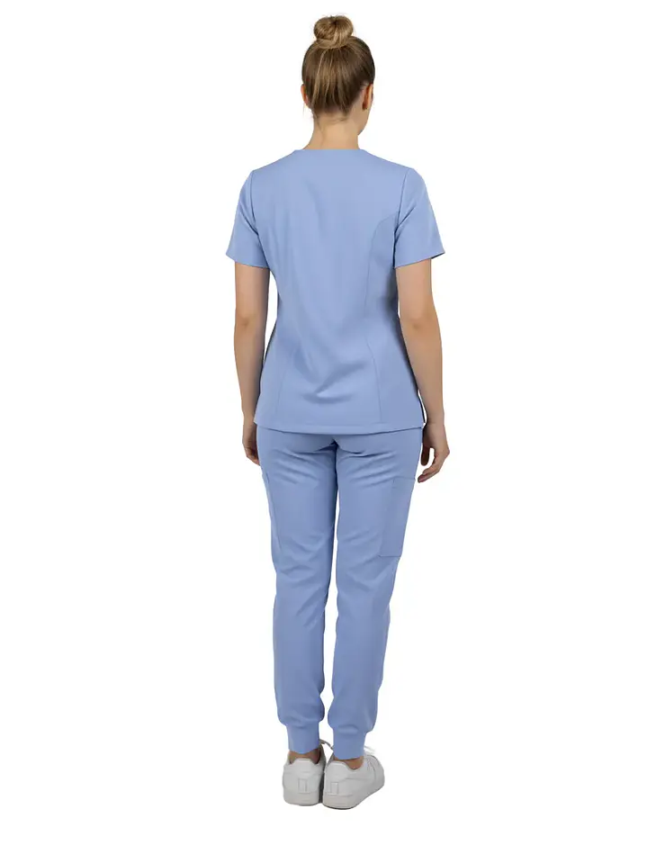 Conjunto Clínico Celeste Ceil Blue con Jogger Aesthetic | Égida 5