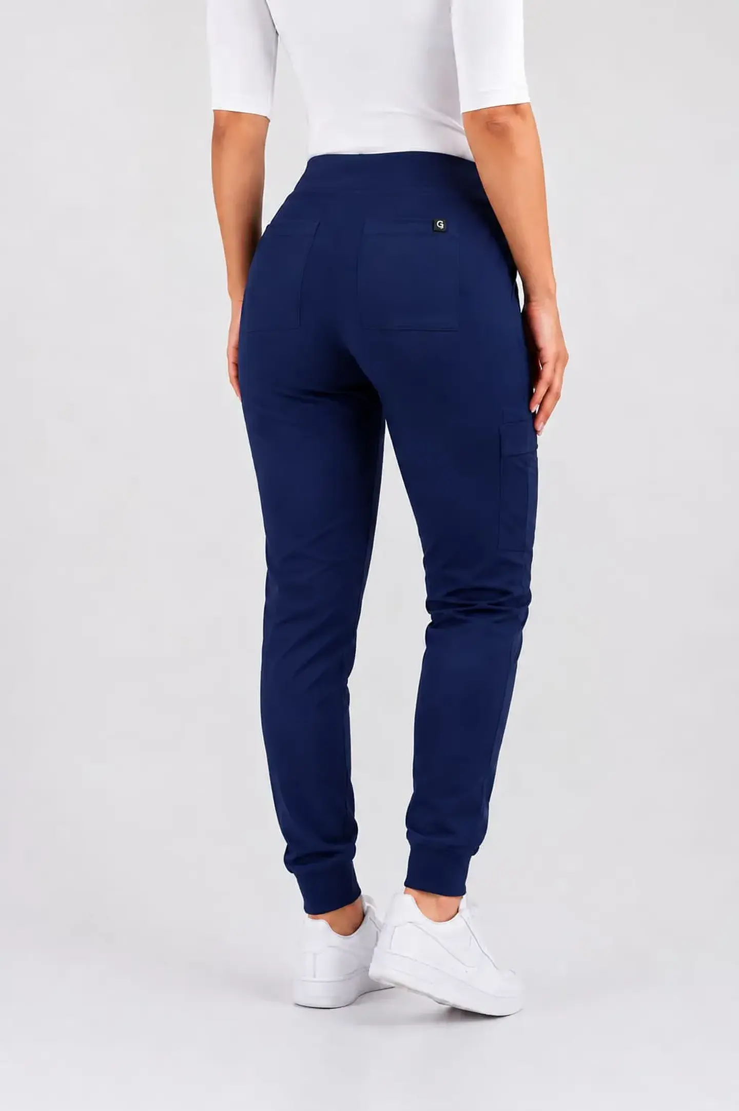 Conjunto Clinico Azul Marino Blusa Hana + Pantalon Jogger  10