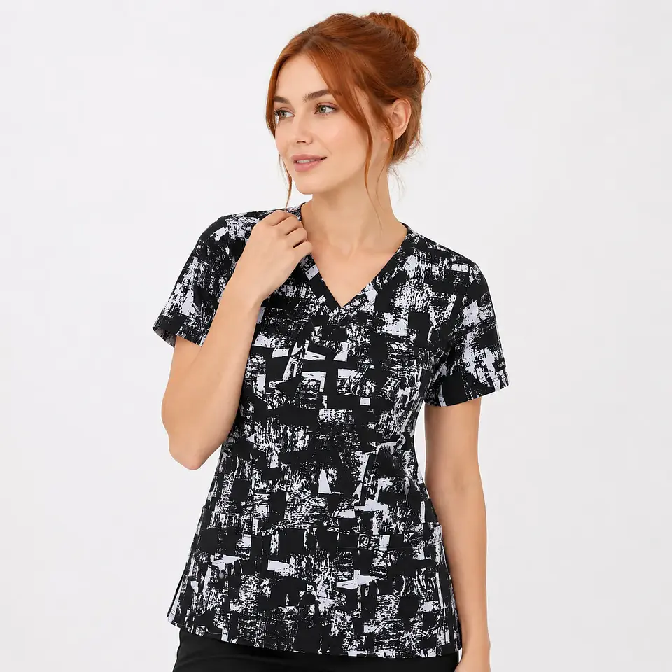 Blusa Clínica Estampada Mosaico Black and White  2