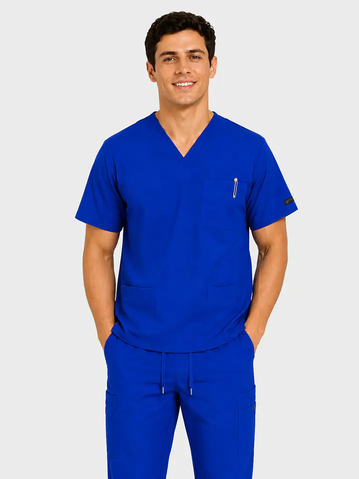 Polera Médica Cargo Hombre Cuello en V Antifluido Azul Rey | Egida 2