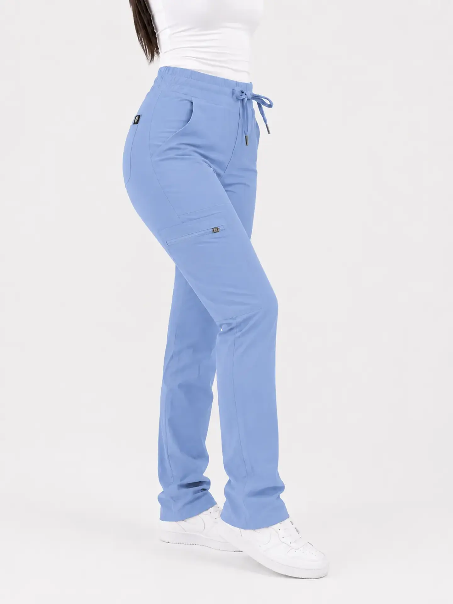 Pantalón Clínico Recto Hana Mujer Celeste Antifluido | Linea Aesthetic 1