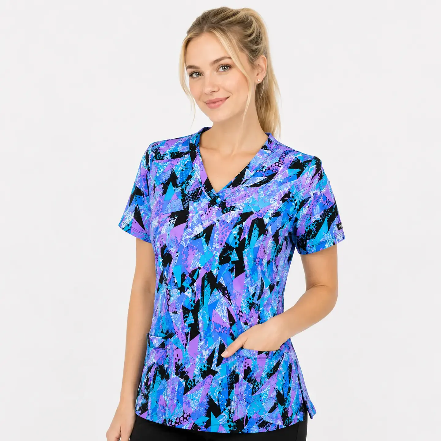 Blusa Médica Estampada Prisma Índigo Mujer | Égida Uniformes 2