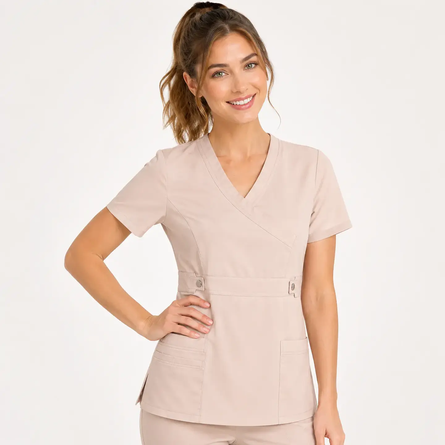 Blusa Clínica Cargo  Antifluido Elasticada Beige para Mujer 2