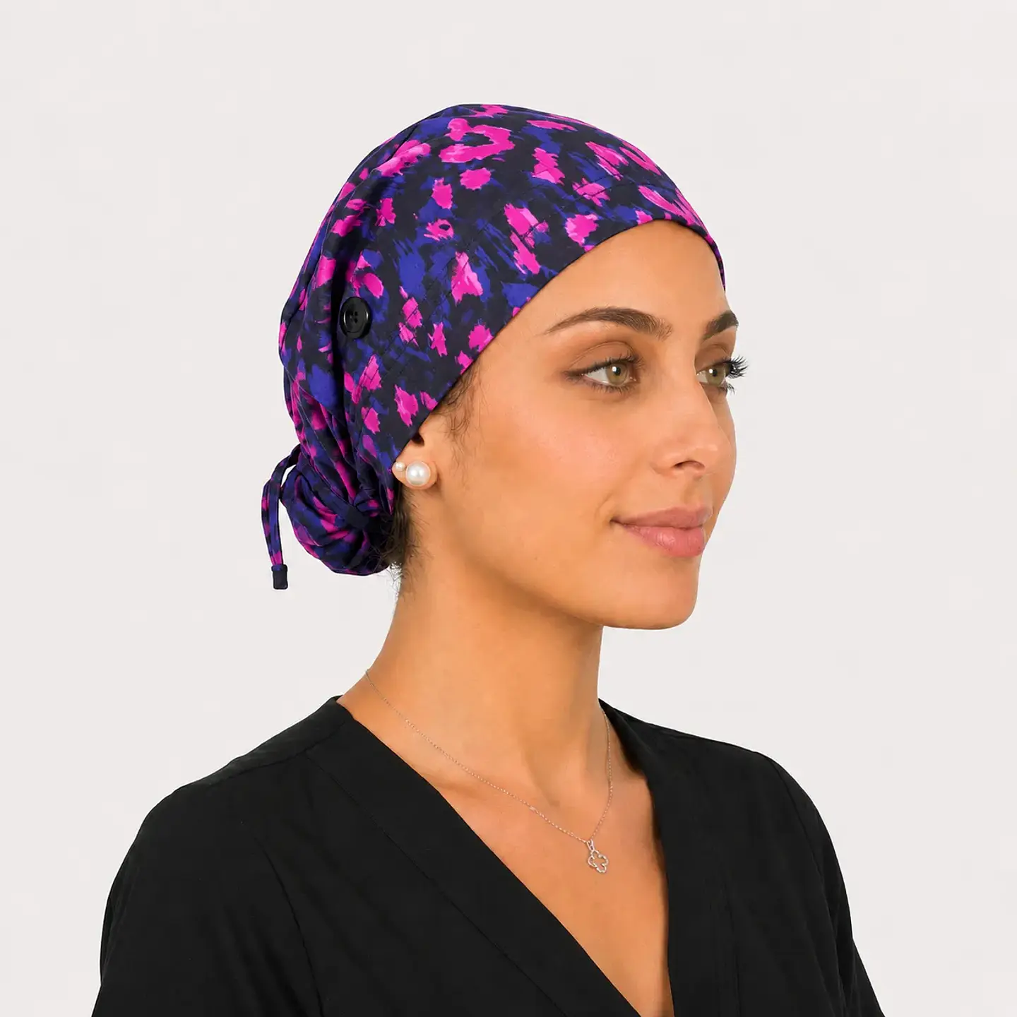 Gorro Clínico Estampado Zafiro Salvaje con Botones 2