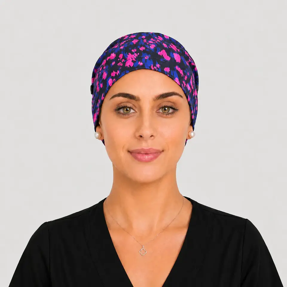Gorro Clínico Estampado Zafiro Salvaje con Botones 3