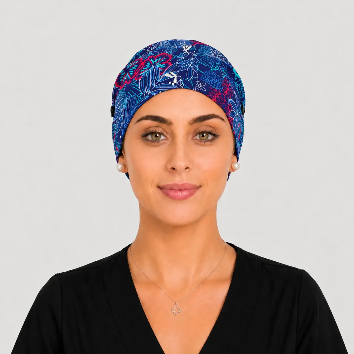 Gorro Clínico Estampado Jardín Azul Marino con Botones 2