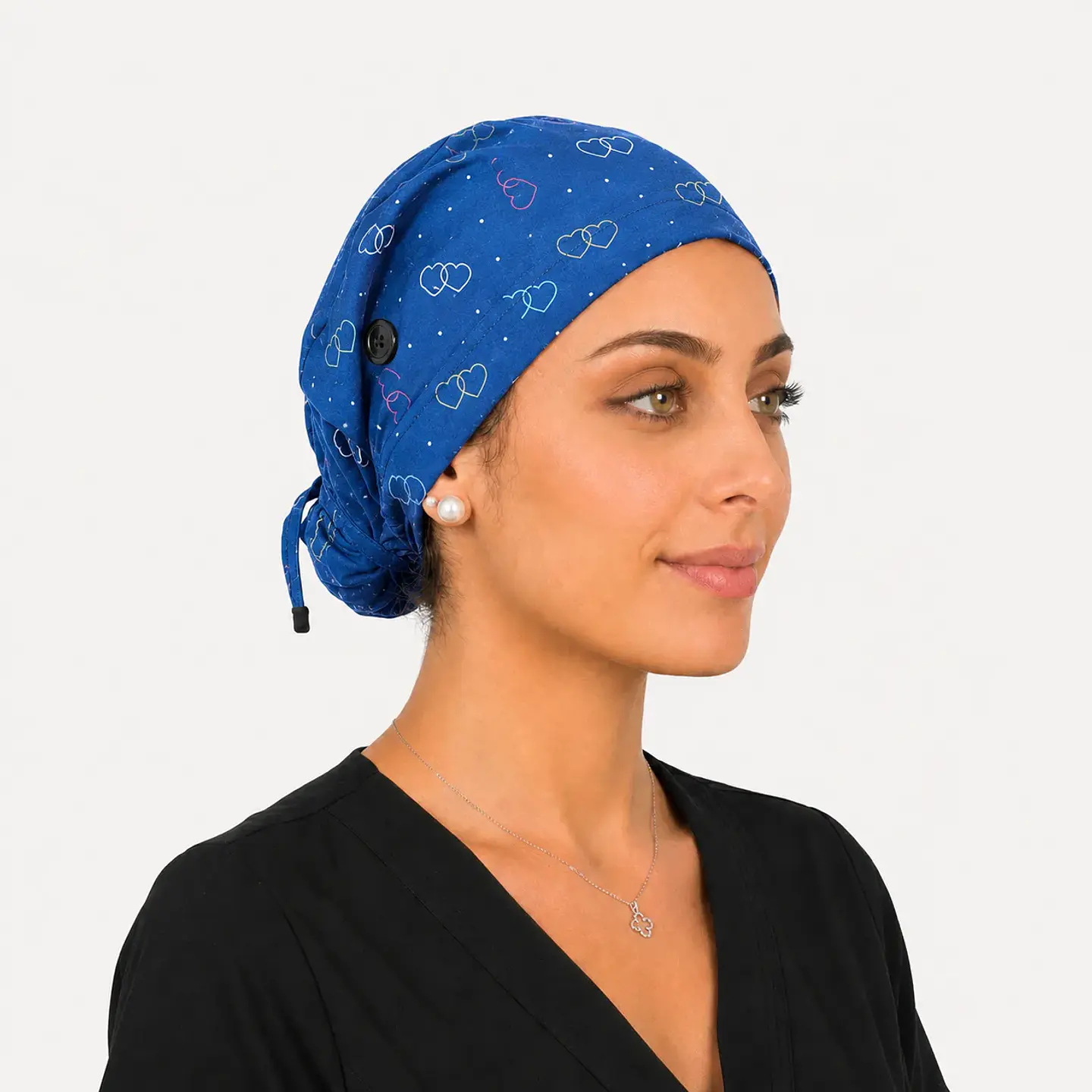 Gorro Clínico con Botones para Mascarilla - Diseño Vínculo de Corazones 2