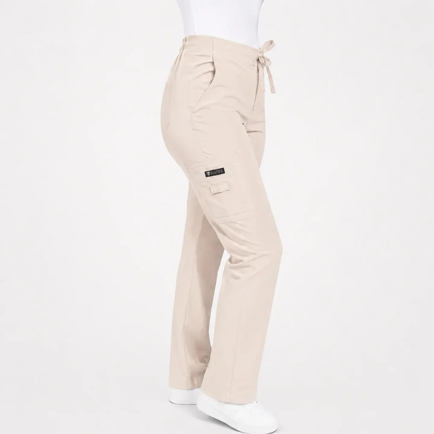 Pantalón Clínico para Mujer Modelo Cargo Antifluido Elasticado Beige 5