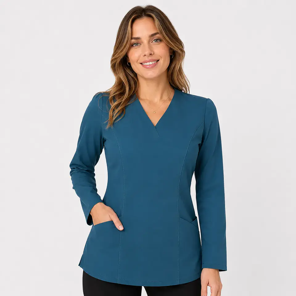 Blusa Médica Iris Verde Petróleo Manga Larga de Mujer | Egida 2