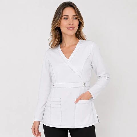 Blusa Clínica Manga Larga Cargo Antifluido Elasticada para Mujer – Blanco con Contraste