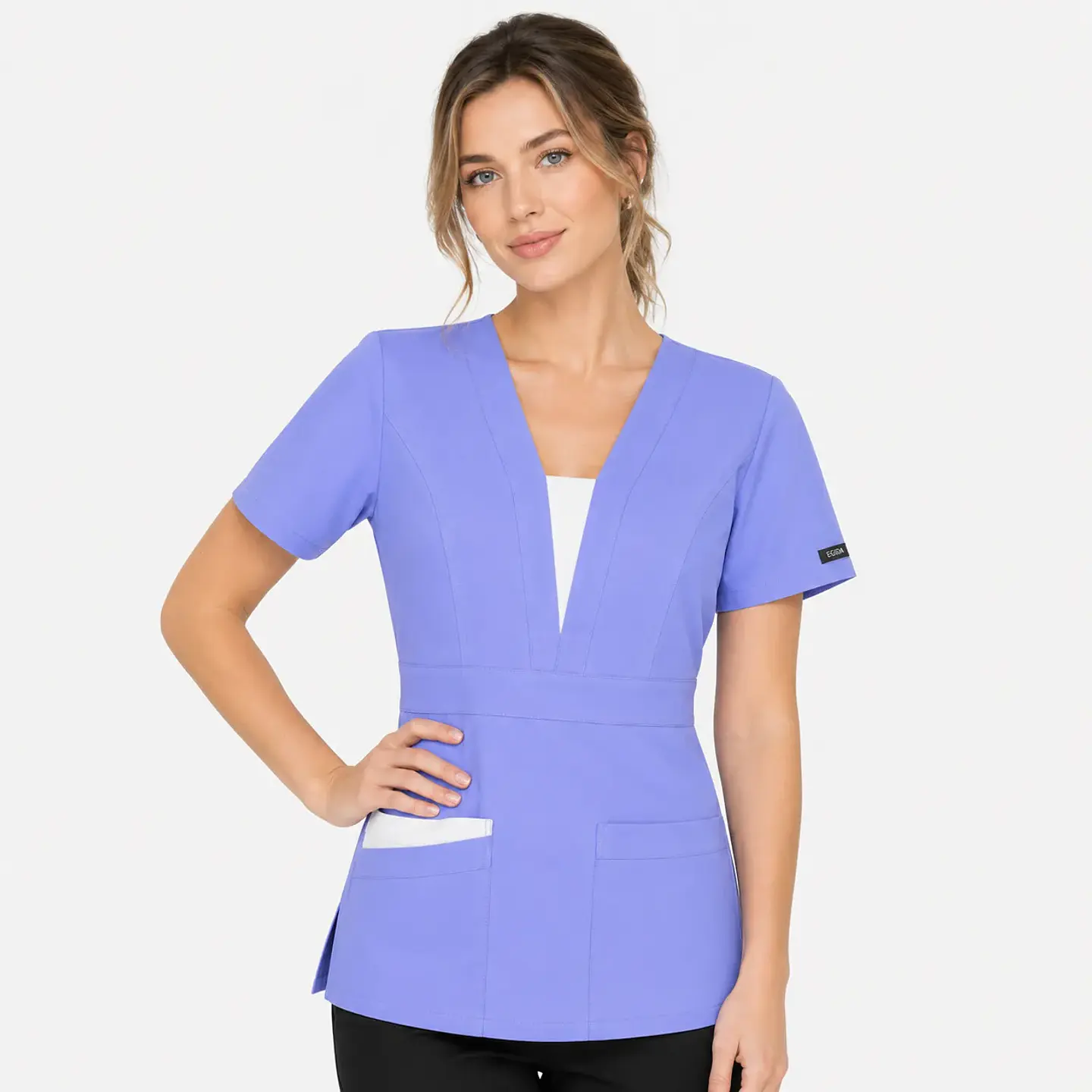 Blusa Clínica Mujer Atenea Lila Premium con Aplicaciones Blancas 2