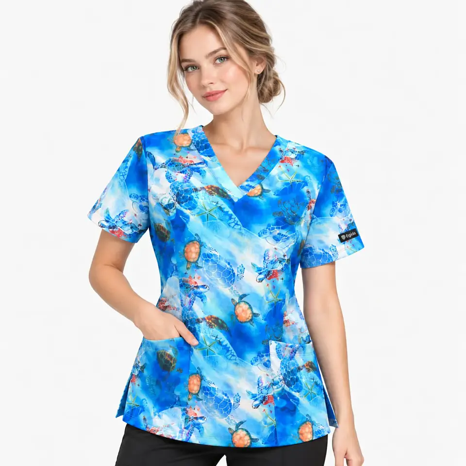 Blusa Clínica Estampada Mujer Modelo Océano y Tortugas Azules 3