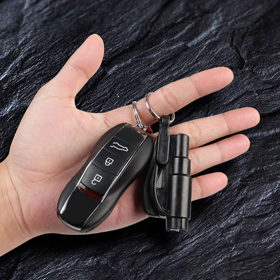 Llavero Seguridad Auto Rompe Vidrio - Corta Cinturón 9