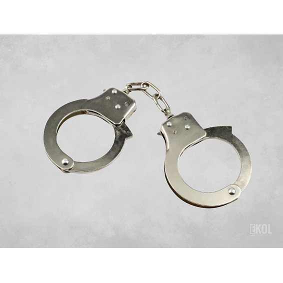 ESPOSAS POLICIALES SEGURIDAD GRILLETES 2 LLAVES UNIFORMADOS 1