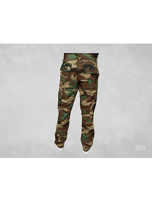 PANTALÓN TÁCTICO WOODLAND CONFECCIÓN NACIONAL