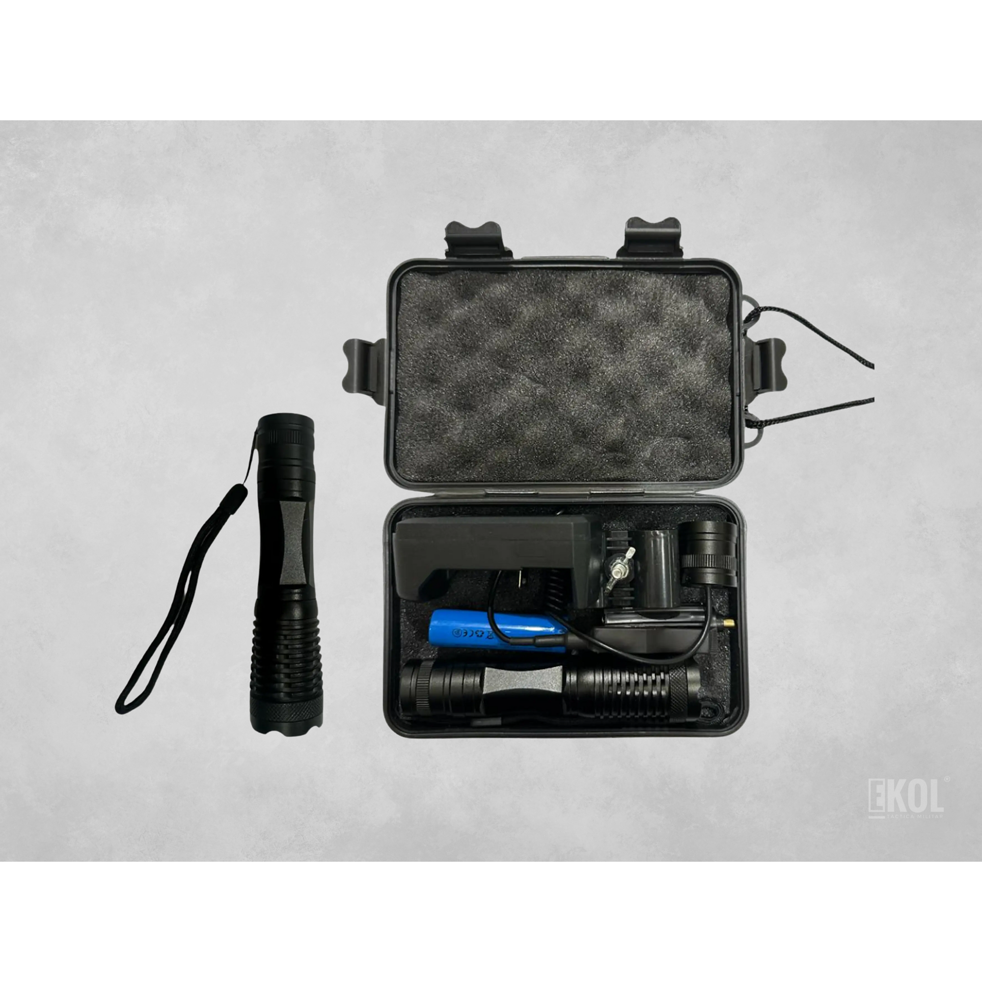 Linterna Tactica Recargable Luz  + Caja Accesorios 1