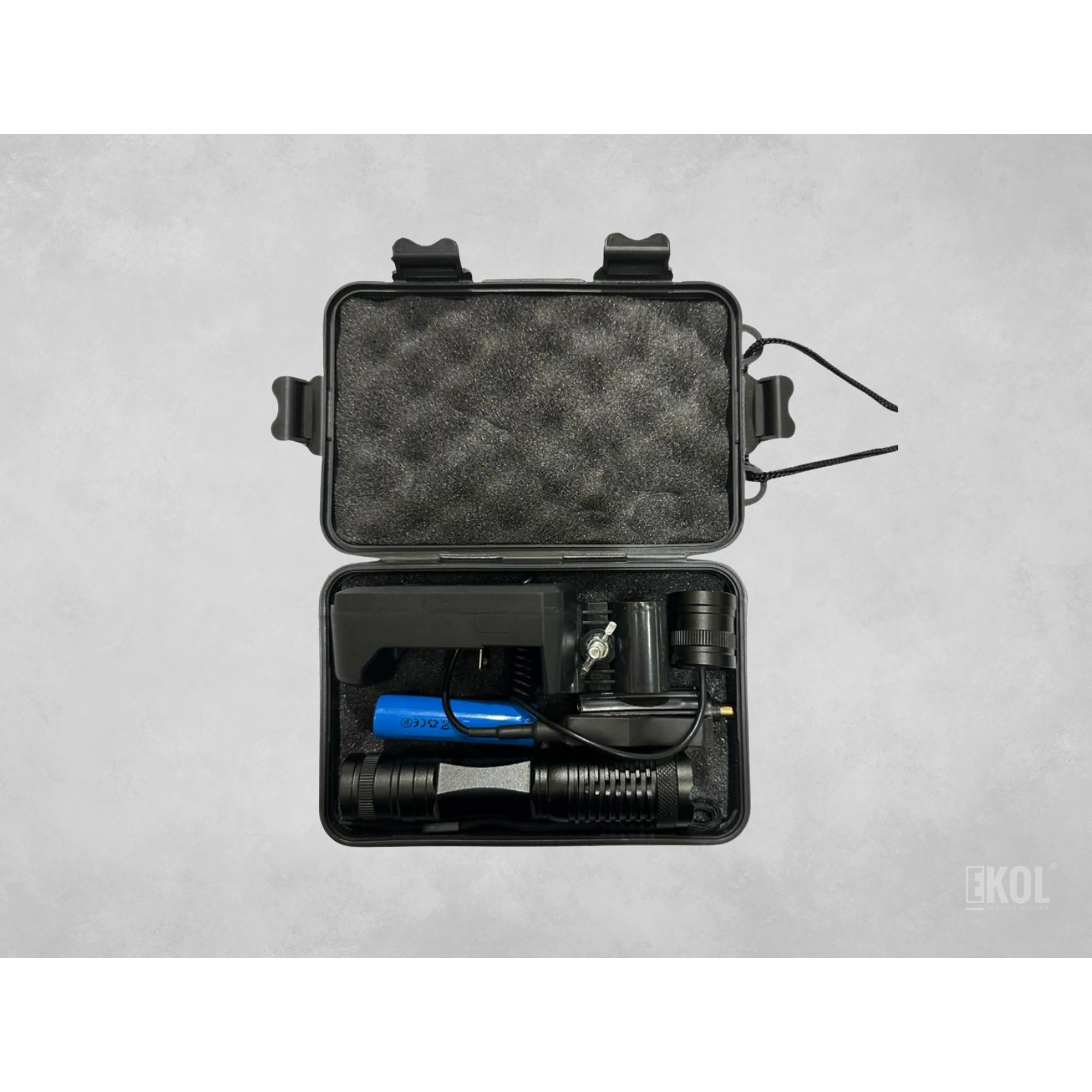 Linterna Tactica Recargable Luz  + Caja Accesorios 2