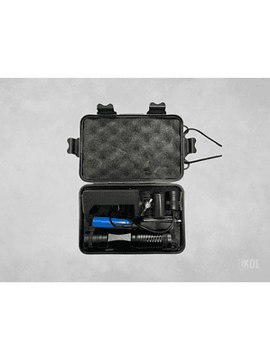 Linterna Tactica Recargable Luz  + Caja Accesorios