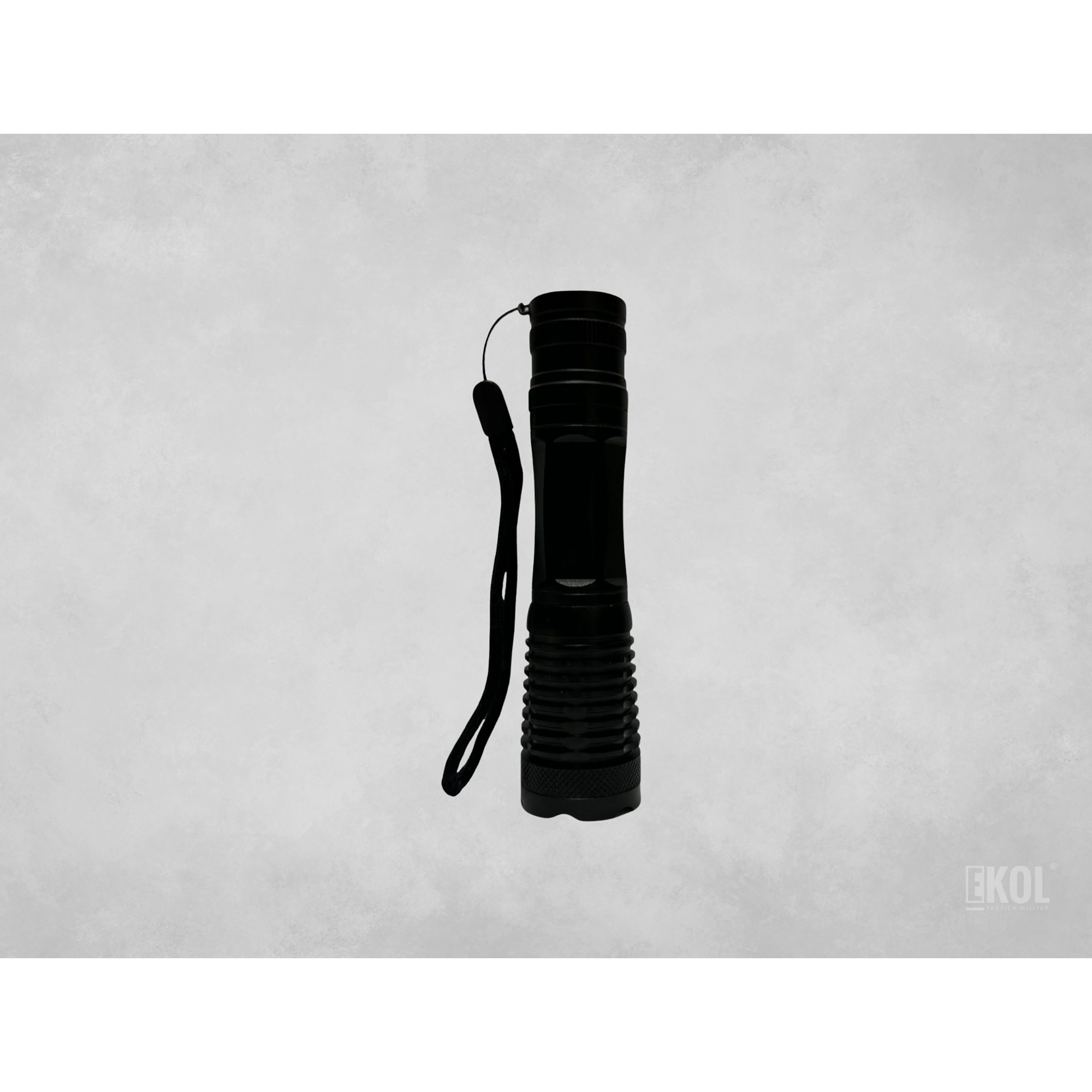 Linterna Tactica Recargable Luz  + Caja Accesorios 9