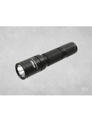 Linterna Táctical Walther MGL 250 Lumenes