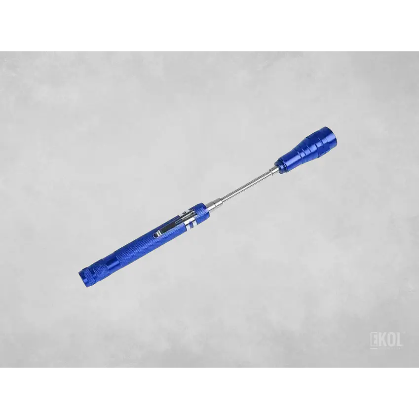 Mini Linterna Led Retráctil Telescópica Con Imán De Bolsillo 5