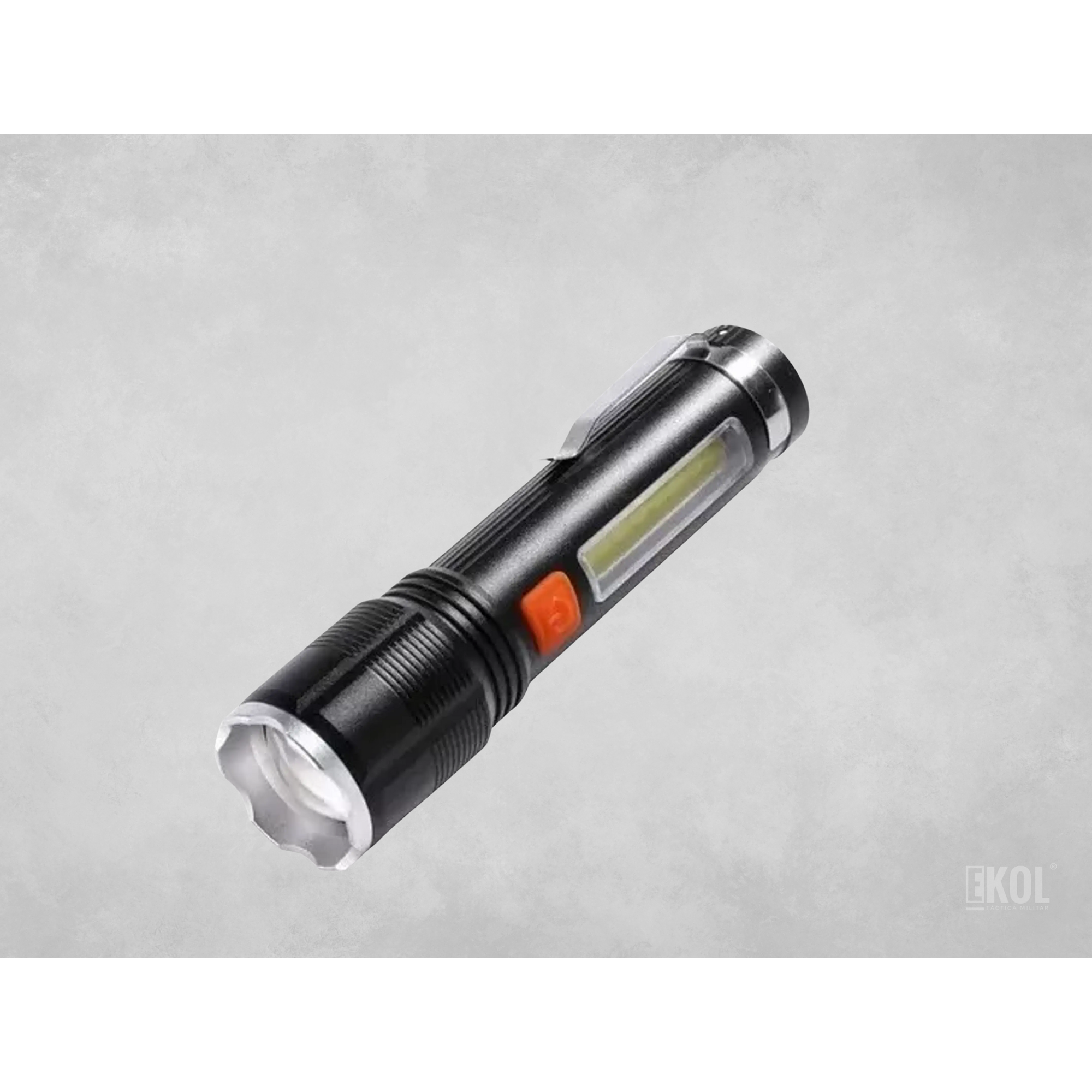 Linterna De Mano Led P50 Recargable Por Usb Para Exteriores 1