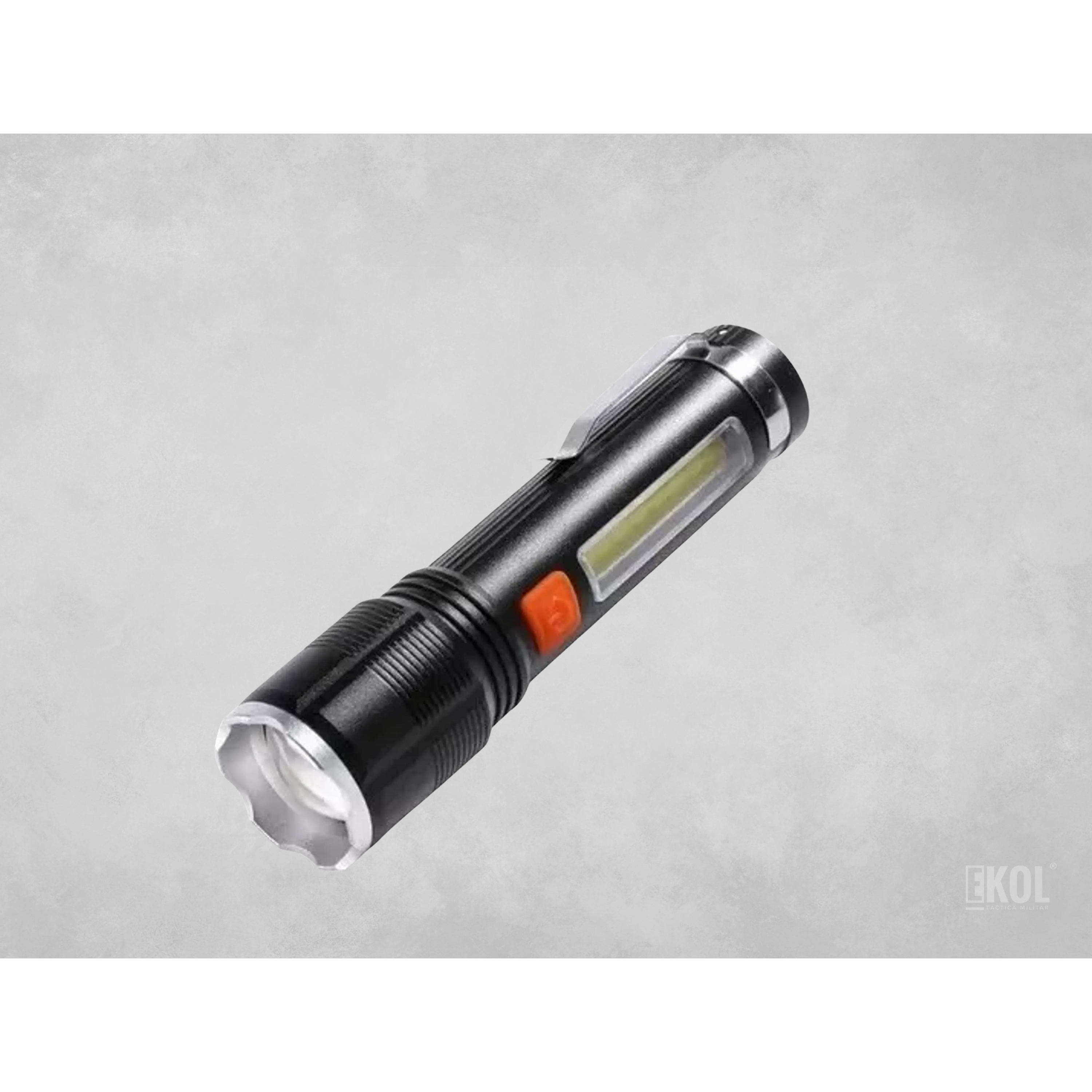 Linterna De Mano Led P50 Recargable Por Usb Para Exteriores 1