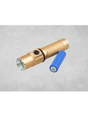 Linterna Pila Recargable Cargador 300 Lm