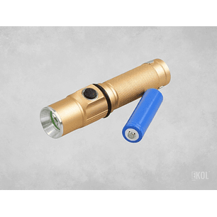 Linterna Pila Recargable Cargador 300 Lm