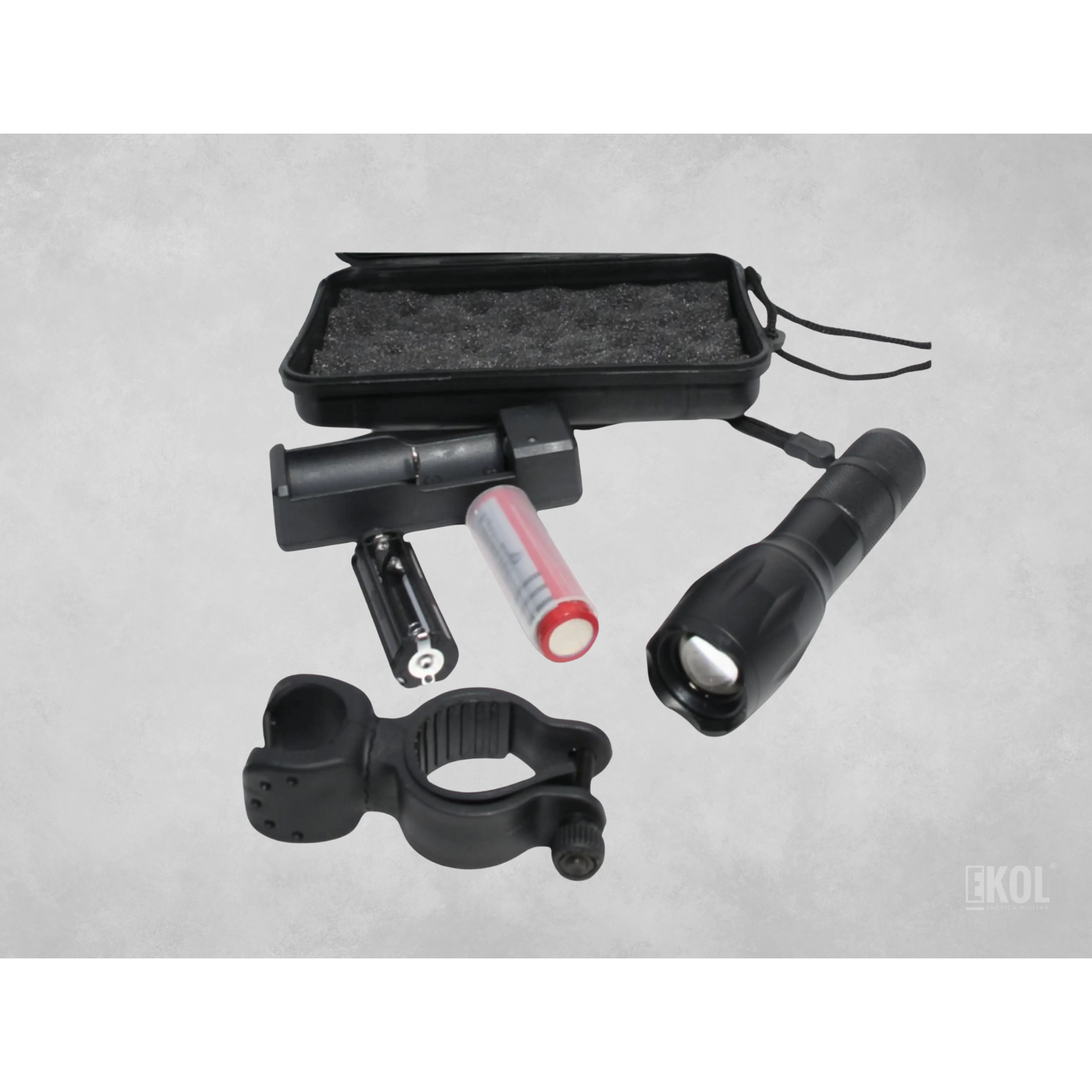 Linterna Tactica Recargable Luz Led + Caja Accesorios  1