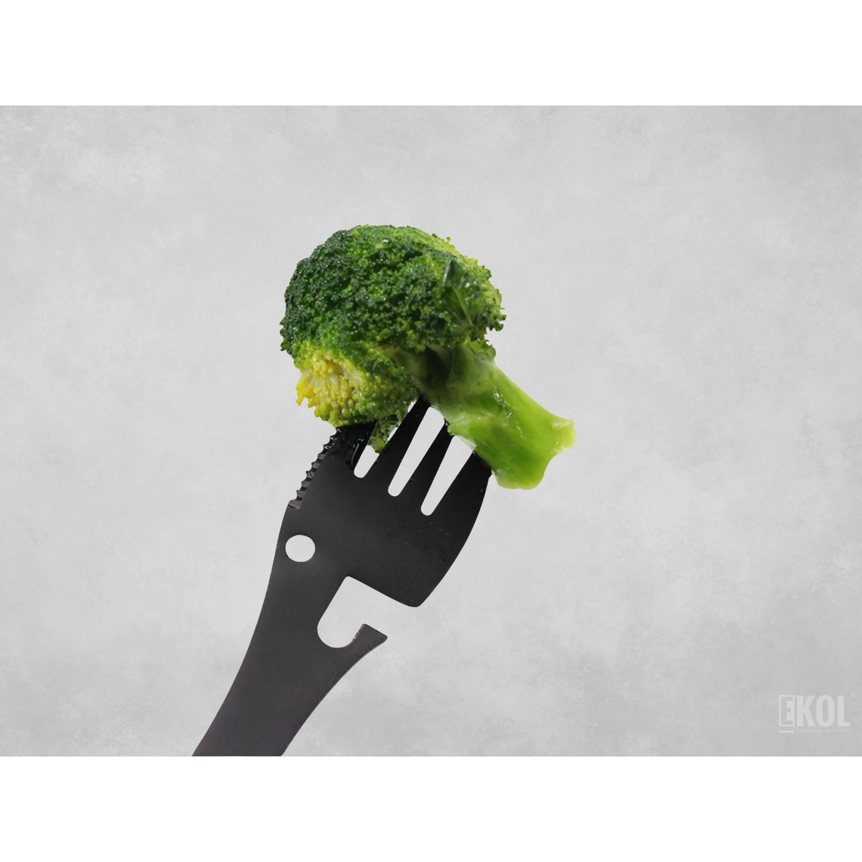 Cuchillo Cuchara Tenedor 5 En 1 - Camping 100 Hierro 5