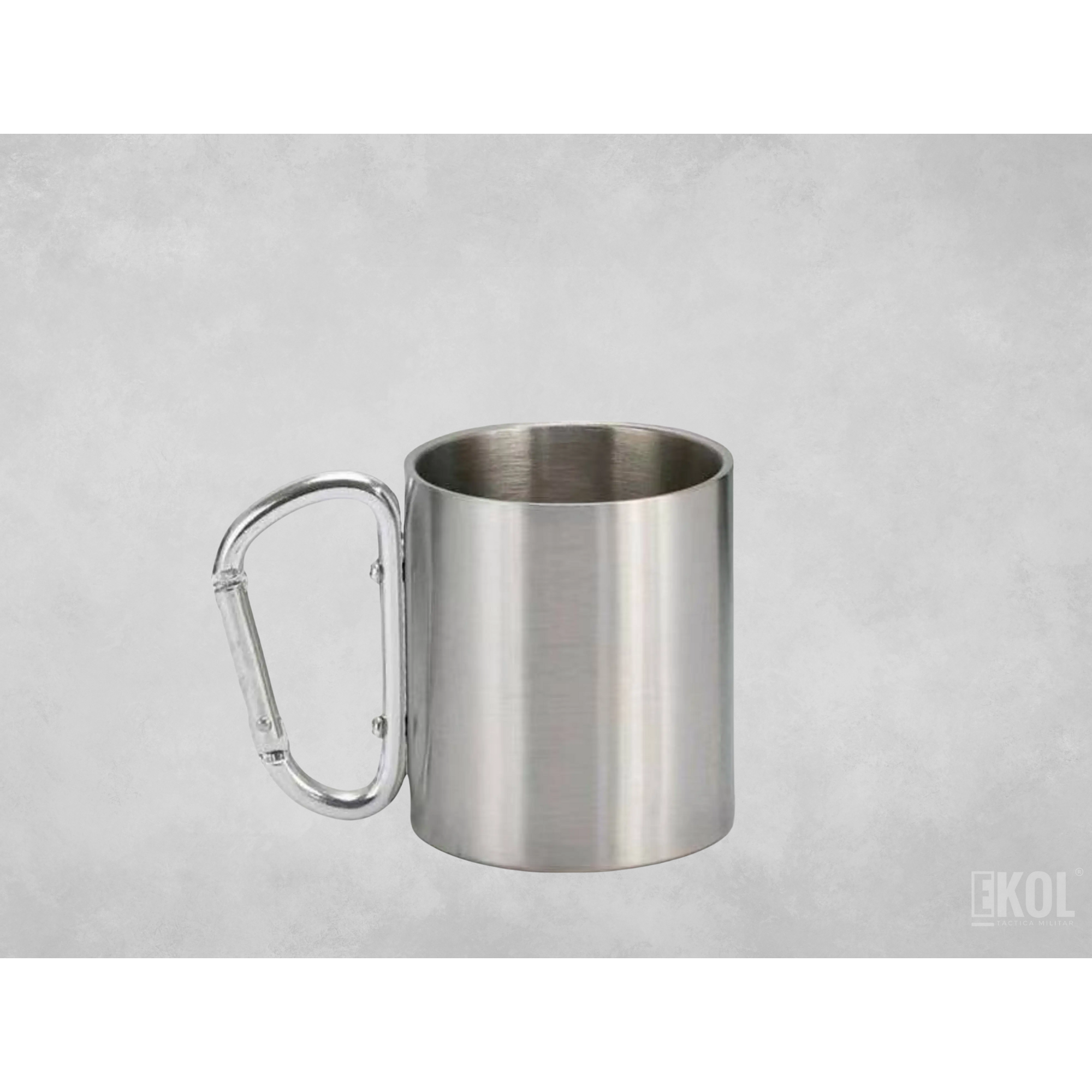 Taza con mosquetón 1