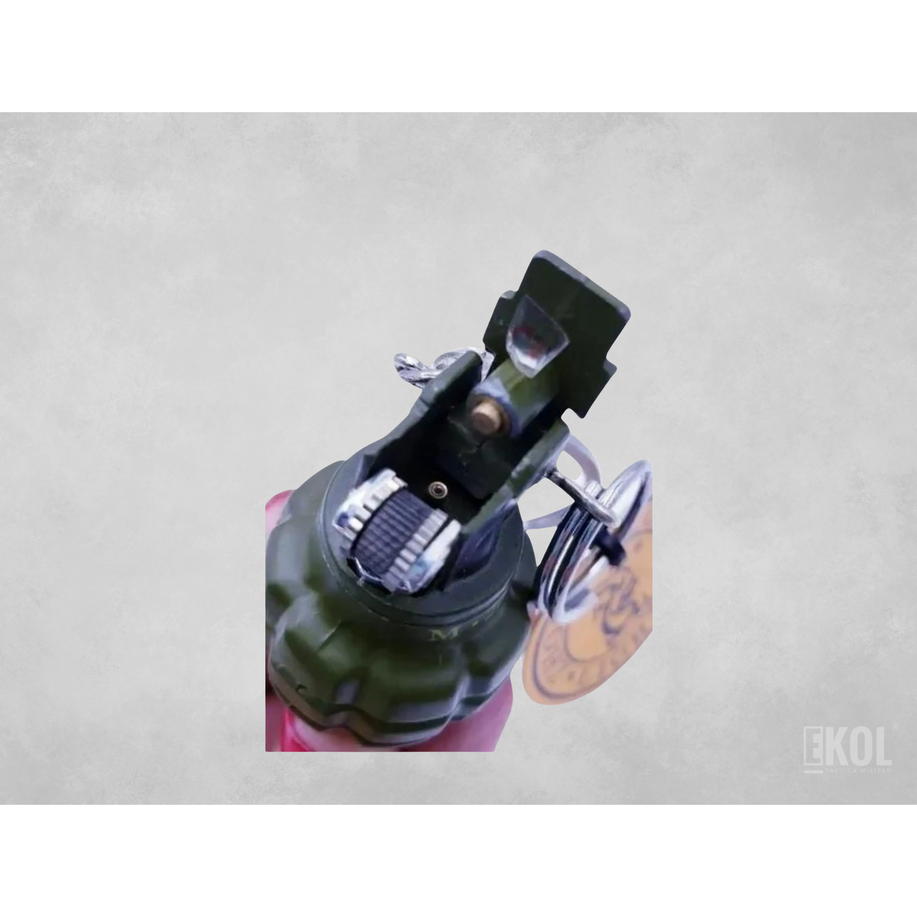 Encendedor Mini Zippo Granada M26 Metal Airsoft Soplete 3x5cm 3