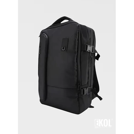 Mochila de Viaje 3 en 1: Impermeable, con Puerto USB y Bolsa de Compresión 3