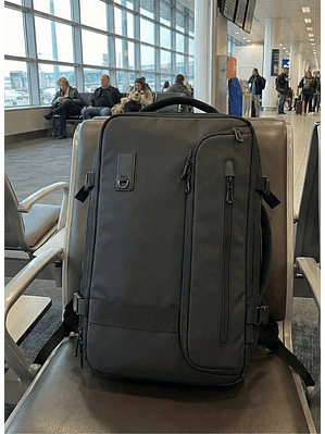 Mochila de Viaje 3 en 1: Impermeable, con Puerto USB y Bolsa de Compresión