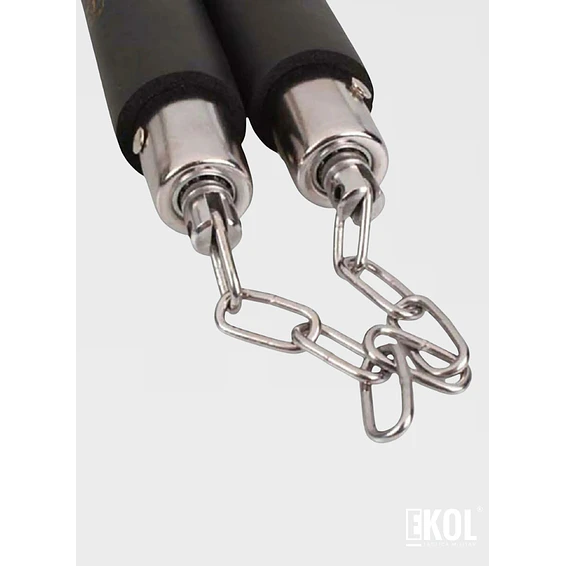 Nunchaku de Alta Calidad con Cadena Cromada 3